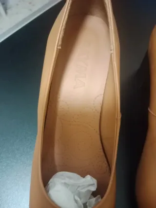 Zapatos de piel color Camel Talla 39