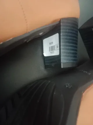 Zapatos de piel color Camel Talla 39