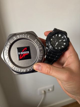 Reloj Casio G-Shock Negro y Plateado, sin batería
