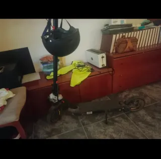 Patinete Eléctrico Negro