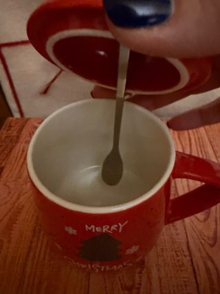 Tazza Kasanova Natalizia con Coperchio e Cucchiain