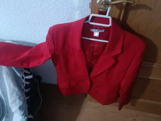 Chaqueta roja elegante