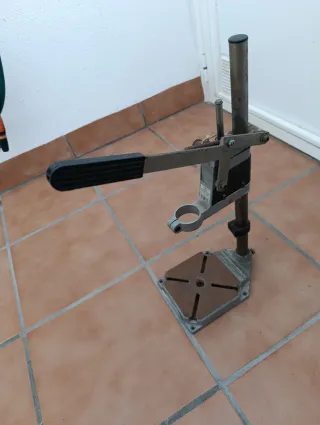 Soporte vertical para taladro