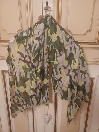 Set tre sciarpe fantasie varie