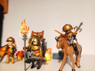 Playmobil Guerreros Fuego con Cañón