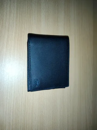 Cartera Lacoste Negra