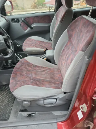 Nissan Terrano II 1998