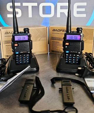 2 Radio Portatili Baofeng UV-5R Walkie Talkie