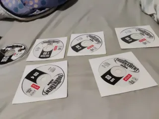 Unreal Tournament 2004 PC CD-ROM Caja Manual Disco