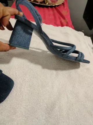 Sandalias de tiras azules