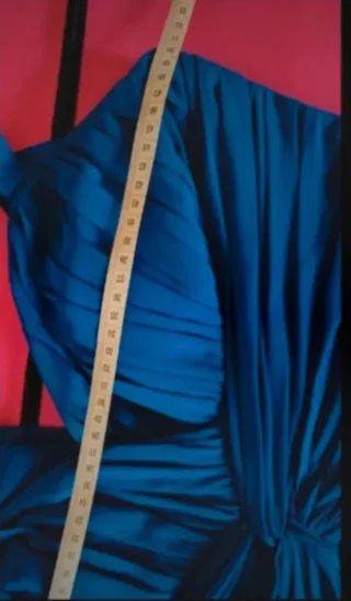 Vestido azul de fiesta elegante