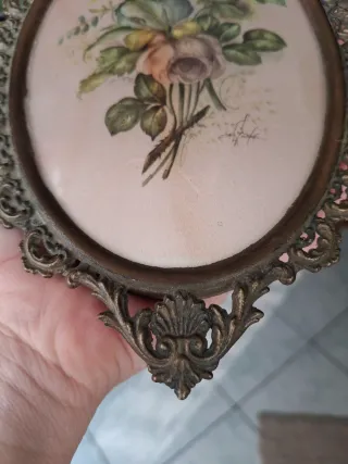 Cornice d'epoca floreale