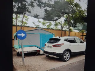 Tienda campaña plegable tipo remolque