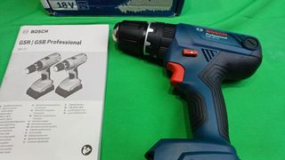 Taladro Percutor Bosch Professional 18V