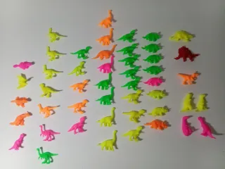 Dunkin Dinosauri Giocattoli da Collezione