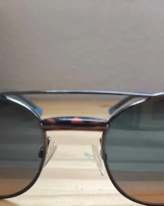 Gafas de sol Sting negras y azules