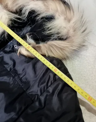 Giubbotto piumino con cappuccio