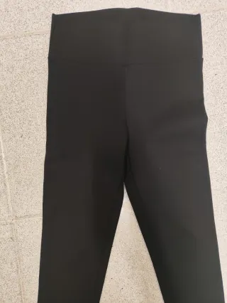 Mallas negras con cordones