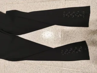 Mallas negras con cordones