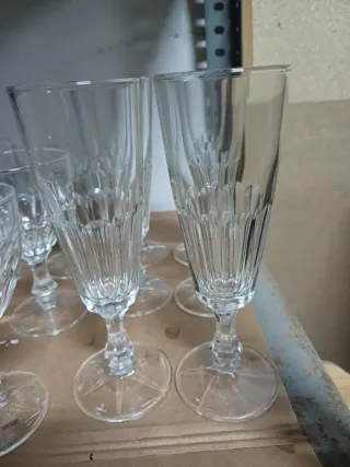 Set di 18 calici per acqua, vino e champagne