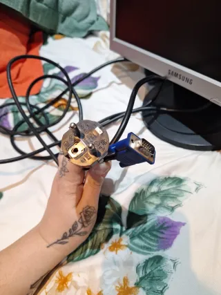 Pantalla Samsung SyncMaster 720v