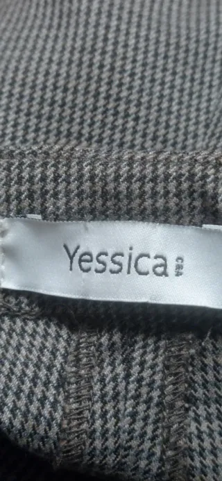 Pantalón C&A Talla 52 Marrón