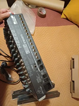 Tavola di mixaggio Behringer Xenyx 222USB