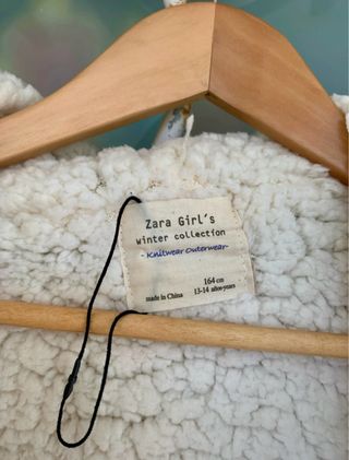 Trenca/Chaqueta Invierno Borreguito Beige Zara