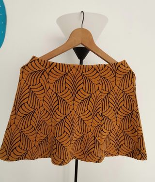 Falda mostaza estampado africano