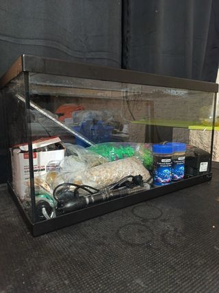 Pecera 80 litros, Hablarme quiero venderlas