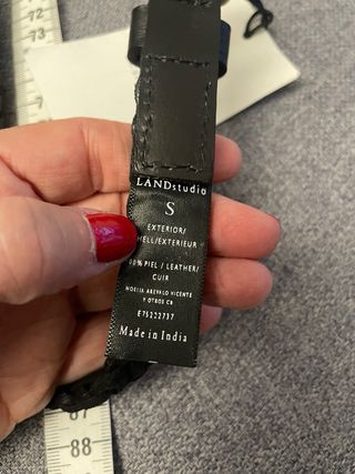 Cintura intrecciata in pelle da donna