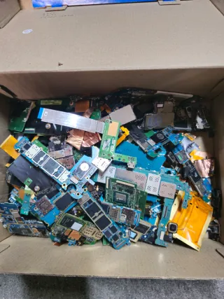 Placas de telemóveis para peças