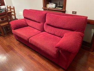Divano letto rosso a 2 posti