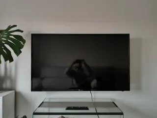 Televisión TD Systems de 50 pulgadas.