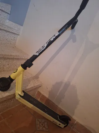 Patín Scooter Amarillo