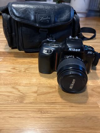 Nikon F50 Cámara Analógica Negra