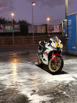 YAMAHA R125 60 Aniversario