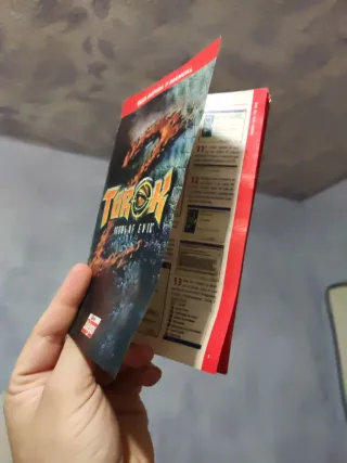 Caja y manual Turok 2 PC (sin disco)