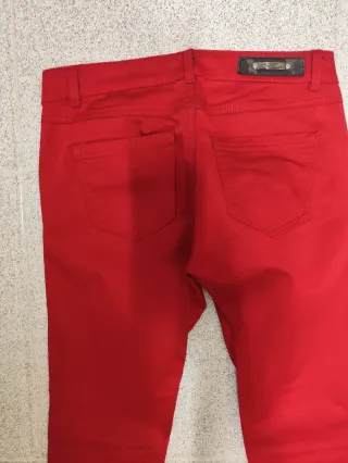 Pantalones rojos mujer cremalleras