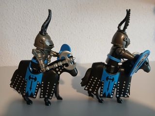 Playmobil 2 Caballeros con Hacha