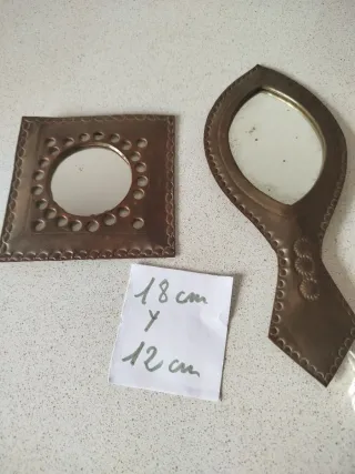 Set di 2 piccoli specchi decorativi in rame