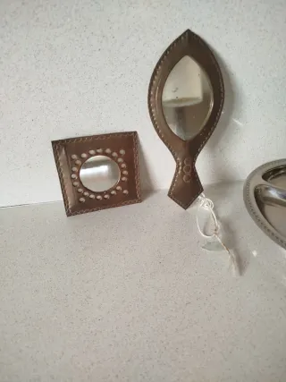 Set di 2 piccoli specchi decorativi in rame