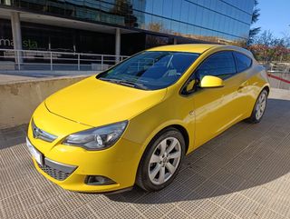Opel Astra 2011