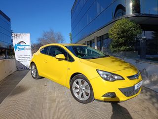 Opel Astra 2011