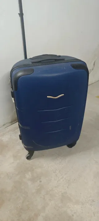Maleta de viaje azul