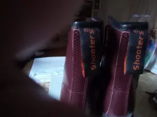 Scarpe unisex nuove rosse taglia 35