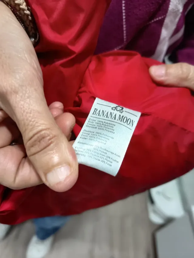 Chaleco Banana Moon Rojo Talla M