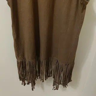 Chaleco Bershka flecos marrón S