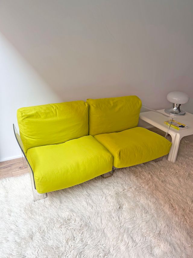 //ALQUILER// SOFÁ BIPLAZA “POP” DE KARTELL