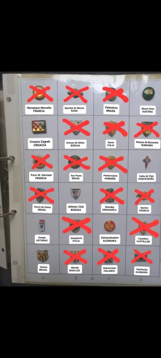 Lotes de Pines de Equipos de Fútbol